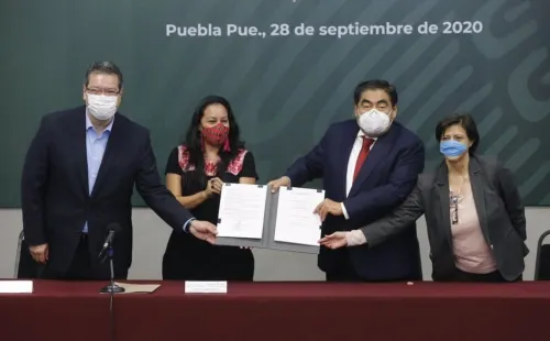 Río Atoyac al colapso por la contaminación; firma convenio Puebla y Tlaxcala para el saneamiento 