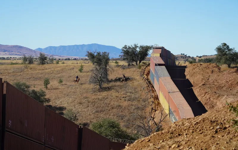 Contenedores en la frontera