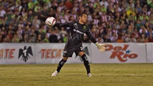 Iriarte acepta que no fichó con Juárez durante el Draft