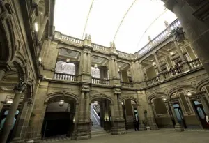 Cabildo se alista para votar reforma político-electoral