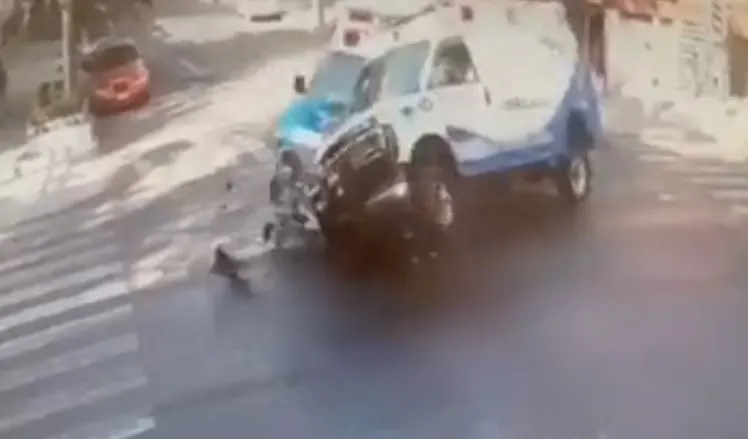 Choque de ambulancias CDMX