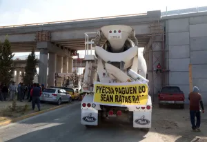 Se deslinda el gobierno estatal de protesta de trabajadores en el Periférico Ecológico