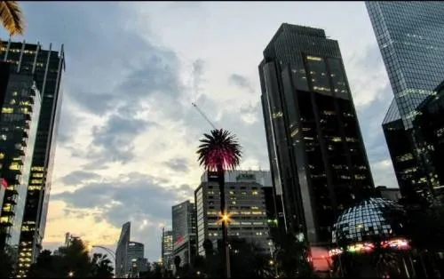 La Bolsa Mexicana abre este jueves con ganancia