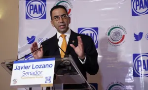 Lozano Alarcón dice que sería un honor sustituir a Gali Fayad