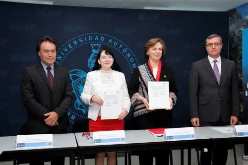 Firma BUAP convenio con Cruz Roja, para capacitar a personal