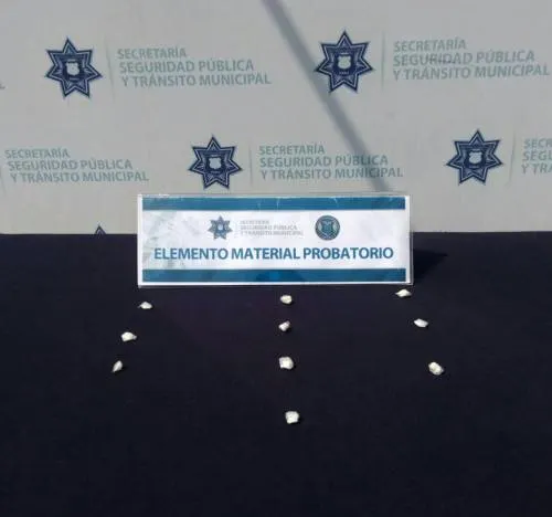 Detiene Policía Municipal de Puebla a probable narcomenudista