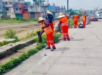 Realiza Gobierno de la Ciudad limpieza de alcantarillas en la Central de Abasto, en temporada de lluvias