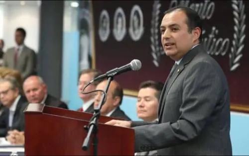 Ernesto Cordero anuncia su retiro de la vida política