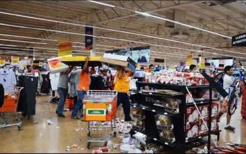 Saqueadores de 2017 reciben condenas de cinco años de prisión