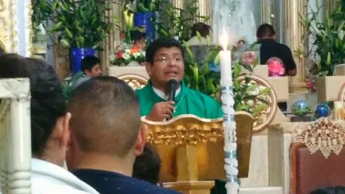 Detienen a falso sacerdote en Puebla