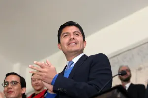 Asiste Rivera Pérez a inauguración del Torneo de la Amistad