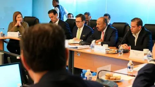 USMCA desalienta, mas no prohíbe pactar TLC con China