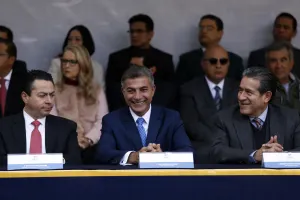 Respalda Agua de Puebla borrón y cuenta nueva de Tony Gali