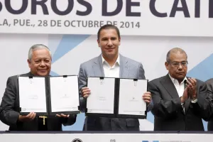 Estado y grey católica inauguran Galería Tesoros de la Catedral