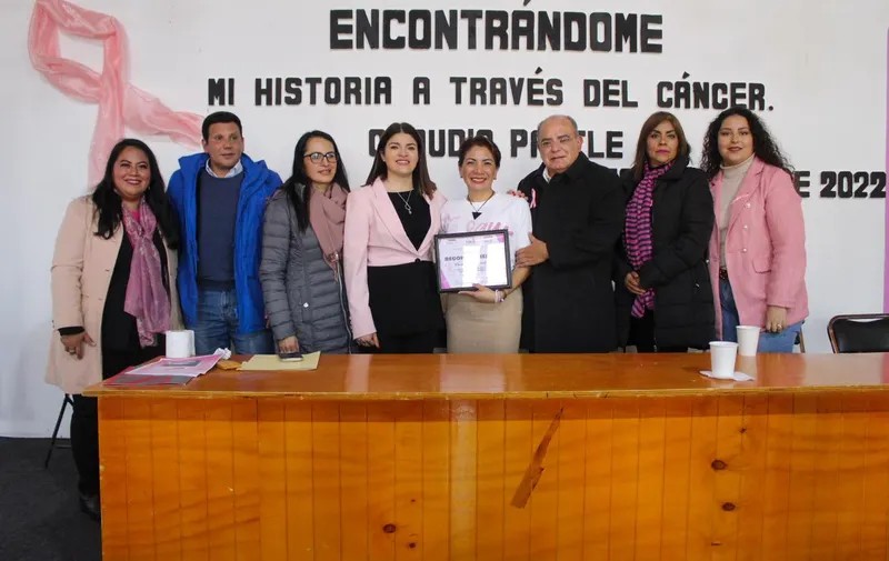 Plática preventiva del cáncer de mama en Zacatlán