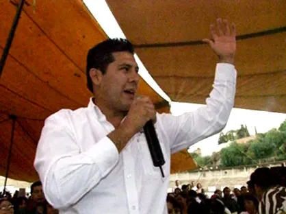 Paco Ramos se casará en Atlixco con la hija de Rosario Robles
