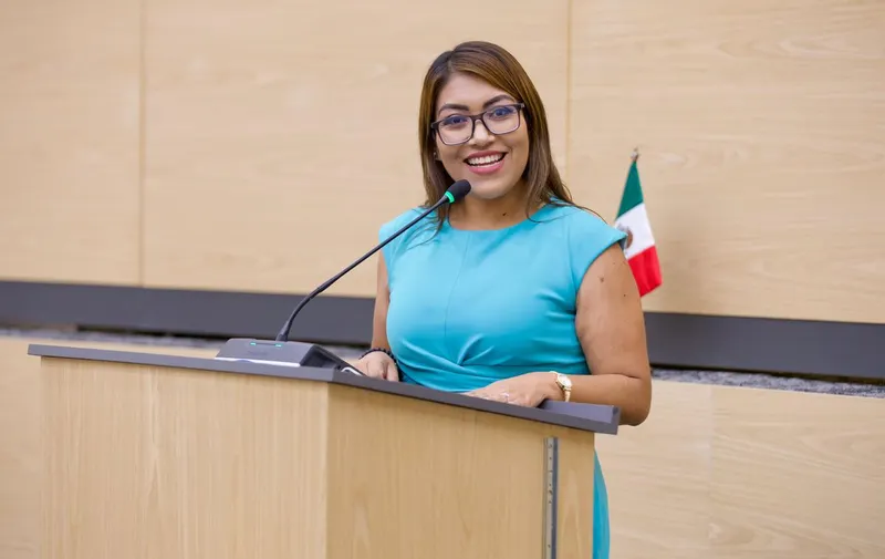 leonela-jazmin-martinez-ayala