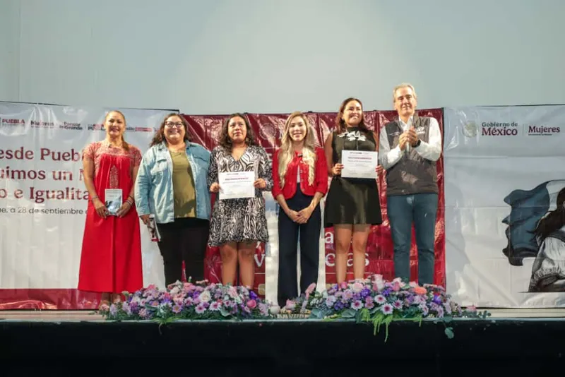 ayto-pue-asamblea-mujeres