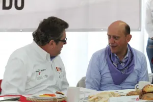 Reitera Lastiri no a la mini; se autonombra factor de unidad PRI