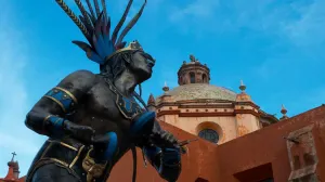 Testigos de Jehová destruyen un templo antiguo en México