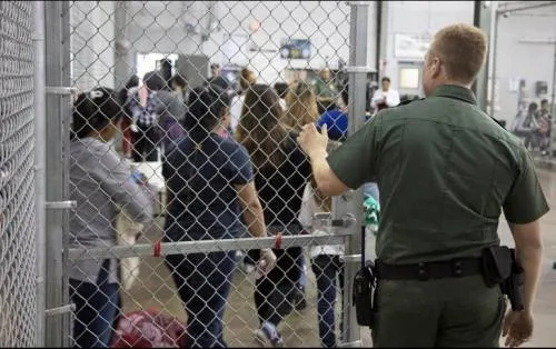 Denuncian abuso sexual en refugio de niños inmigrantes de Arizona