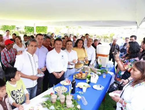 Leo Paisano encabeza la 16º Feria del Queso en Santa María Tonantzintla