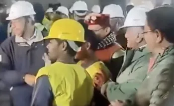 Rescate exitoso: 41 trabajadores liberados de un túnel en el Himalaya, India