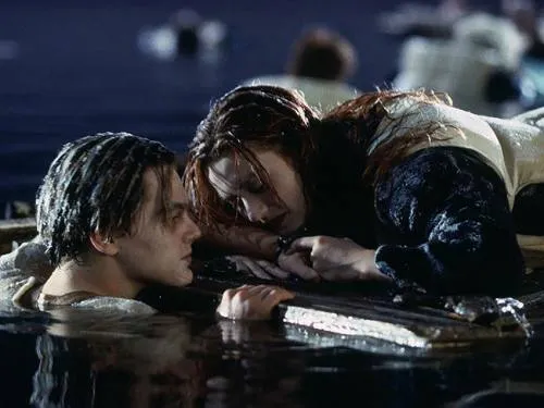 Director de ‘Titanic’ revela por qué DiCaprio tenía que morir