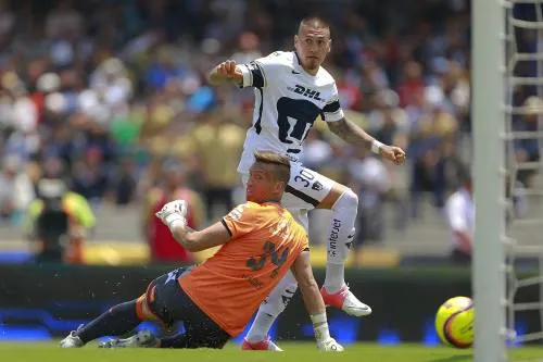 Puebla cae ante Pumas y se aleja de la Liguilla
