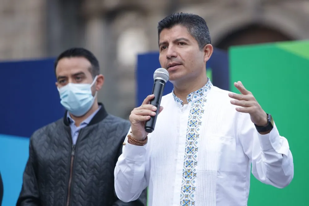 Perfila PRD a Eduardo Rivera como candidato al gobierno de Puebla en 2024