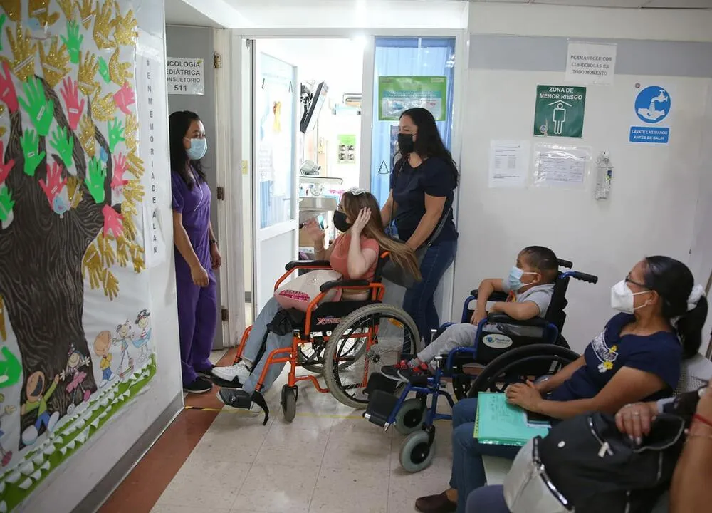 Clínica de Supervivientes de Cáncer Infantil del Issste, a la vanguardia en México