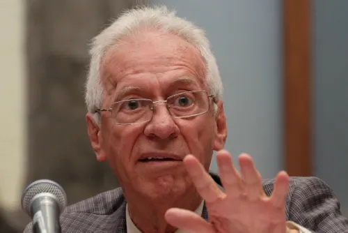 Senadores de oposición exigen cese de embajador de México en Argentina