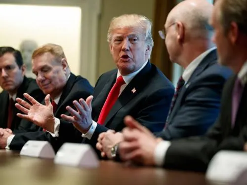 Guerras comerciales son buenas y fáciles de ganar: Trump