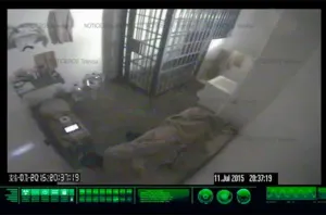 Va PGR contra quienes filtraron videos con audio sobre fuga de El Chapo