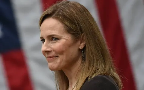 Senado confirma a Amy Coney Barrett como jueza de la Corte Suprema de EU