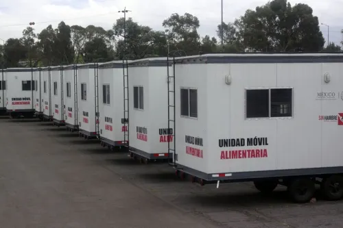 Entrega Secretaría de Bienestar Puebla abasto a unidades móviles alimentarias