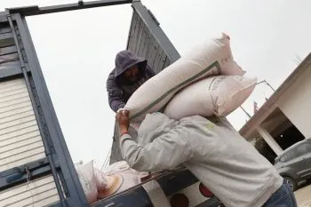 Entrega Desarrollo Rural apoyos para el campo en Eloxochitlán