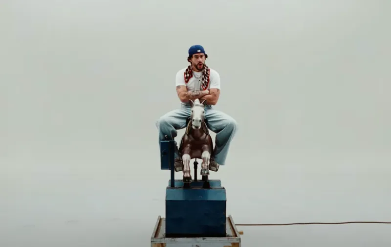 Un Preview Nuevo sencillo de Bad Bunny