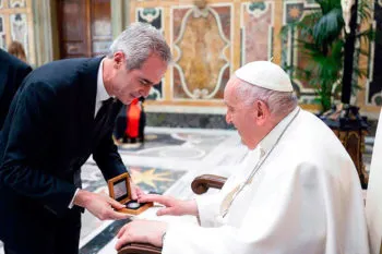 El papa Francisco bendijo a la UPAEP en su 50 aniversario