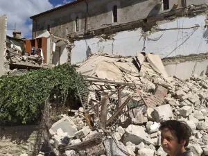 Hasta ahora no reportan a mexicanos afectados por el temblor en Italia