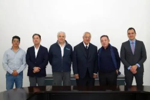 Gobierno del Estado y Grupo Alquimara supervisan avances del Segundo Parque Eólico