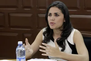 Abandono de priistas fomenta derrotas: Karina Romero