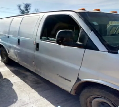 SSP y Sedena aseguran 12 vehículos utilizados para el robo de combustible