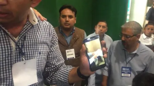 Simpatizantes de Alcántara intentan reventar la elección que ganó Jesús Zaldívar