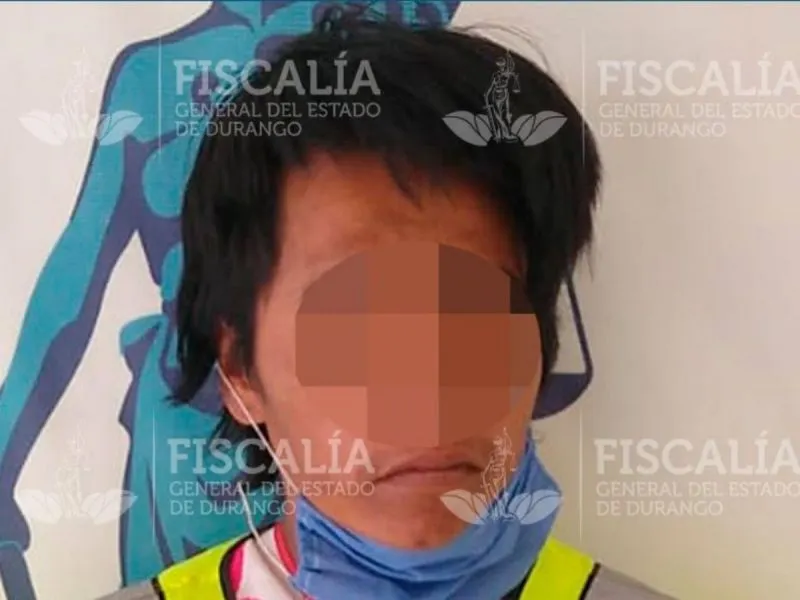 Sujeto asesina a machetazos a su esposa en frente de sus hijos en Durango