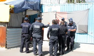 Hacen paro policías de Chapulco por falta de pagos