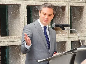 Nuño, entre la vulnerabilidad y la impericia