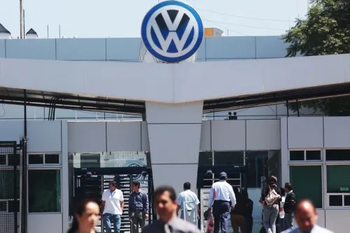 Dan de alta a asesor de VW, portador asintomático de COVID-19
