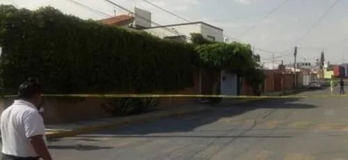 Hallan cuerpo de hombre baleado en San Andrés Cholula