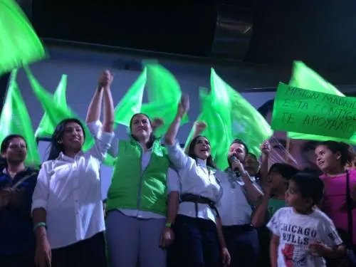 Continúa campaña Fernanda Gutiérrez por la diputación federal del Verde